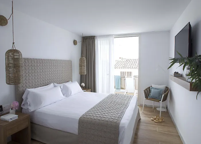 May Altafulla Beach Boutique Hotel