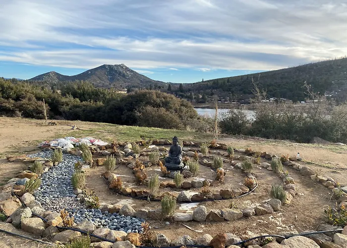 Quiet Mind Mountain Lodge, Retreat & Spa Julian