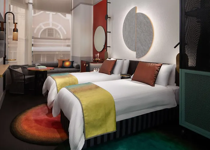 Qt Newcastle Hotel