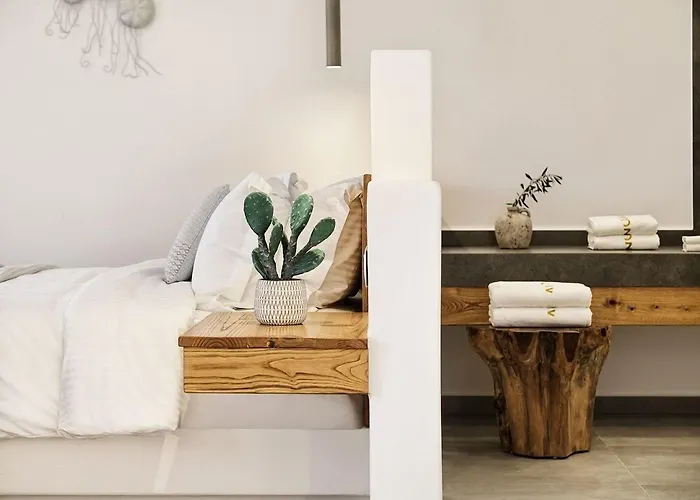 Folegandros Apartments