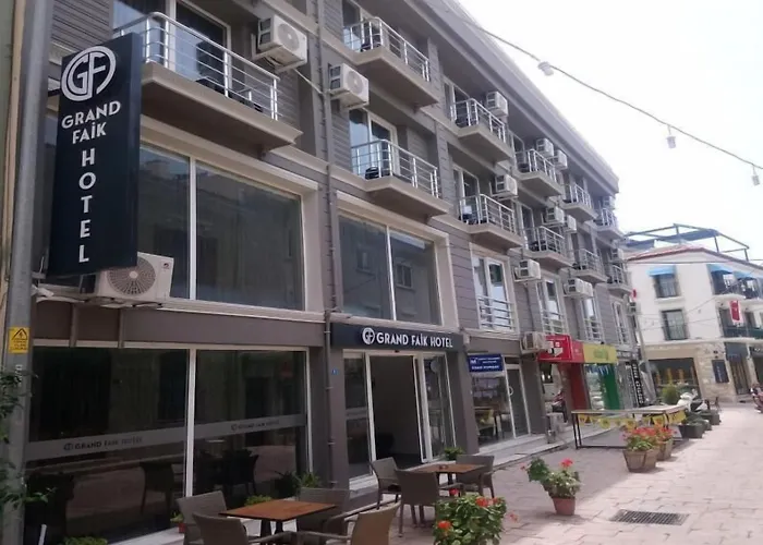 Grand Faik Hotel Çeşme