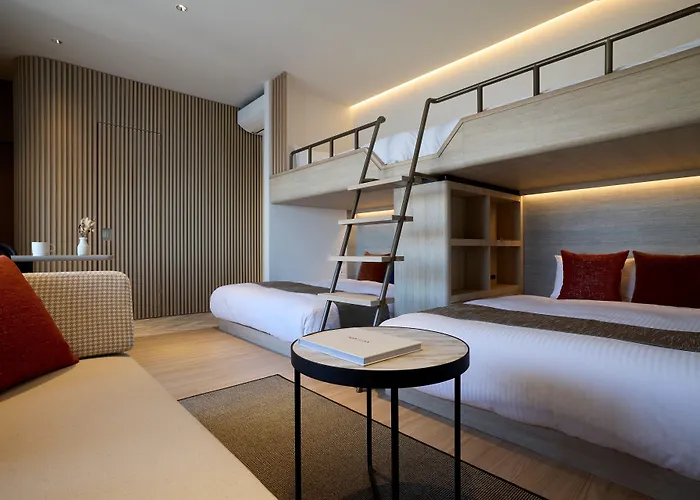 Fav Hiroshima Heiwaodori Hotel