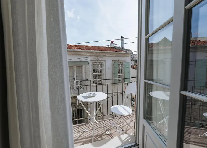 Karargah Urla Otel