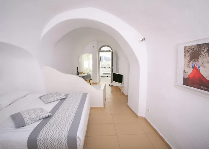 Vogue Suites Oia 
