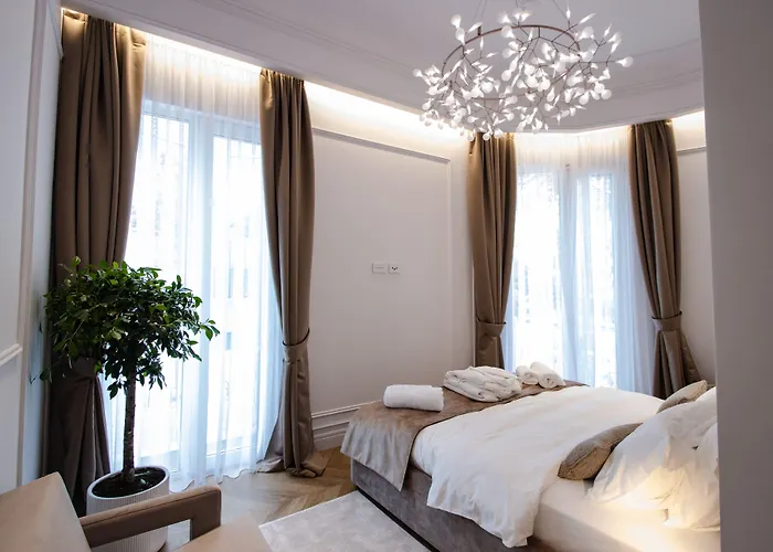 The Crown Boutique Hotel & Spa Tirana