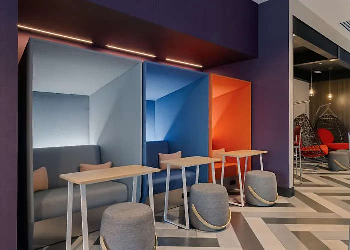 Home2 Suites By Hilton Atlanta Airport College Park