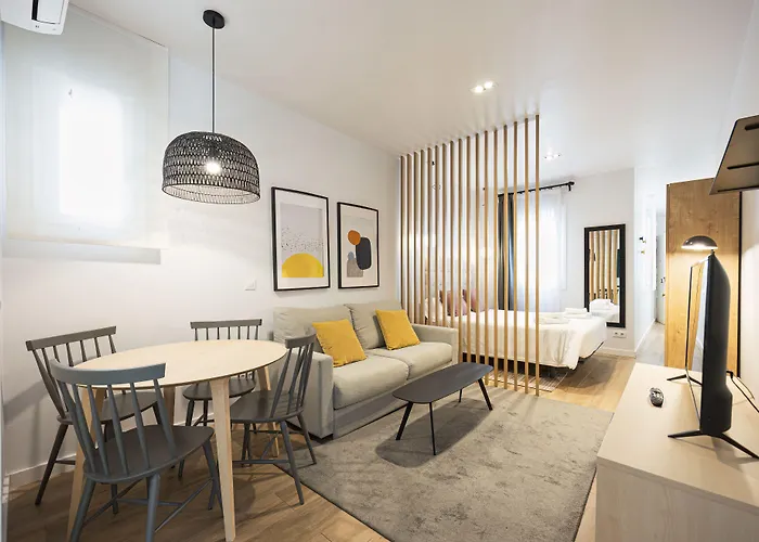 Smartr Atocha Reina Sofia Aparthotel Madrid