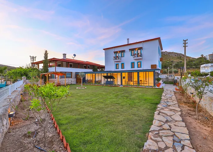 Thomas Suites Datca