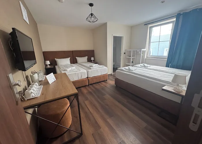 Hotel Capitol Zentrum - 24h - Friedrichshafen