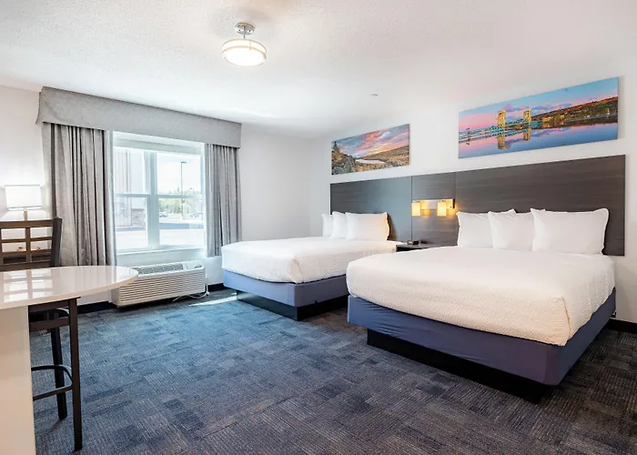 Independence Stay Hotel And Long Term Suites Houghton