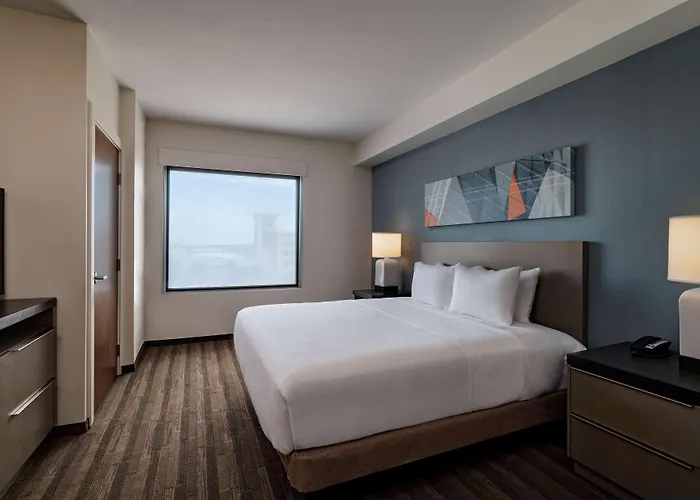 Hyatt House Carlsbad Hotel