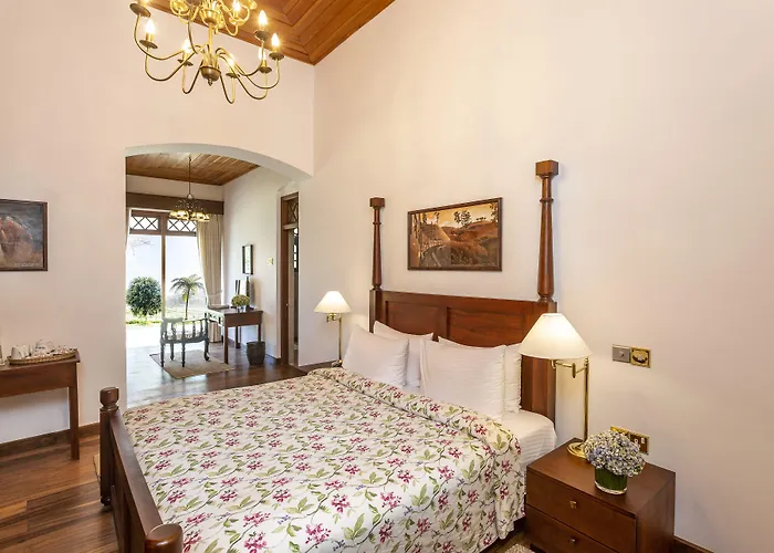 W15 Lake Gregory Nuwara Eliya