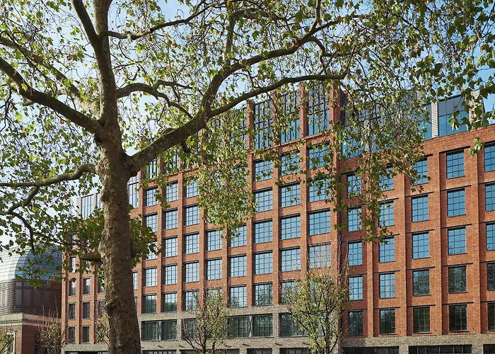 The Hoxton Shepherd'S Bush London