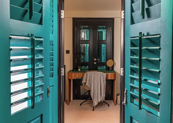Weave Suites - Midtown Singapore