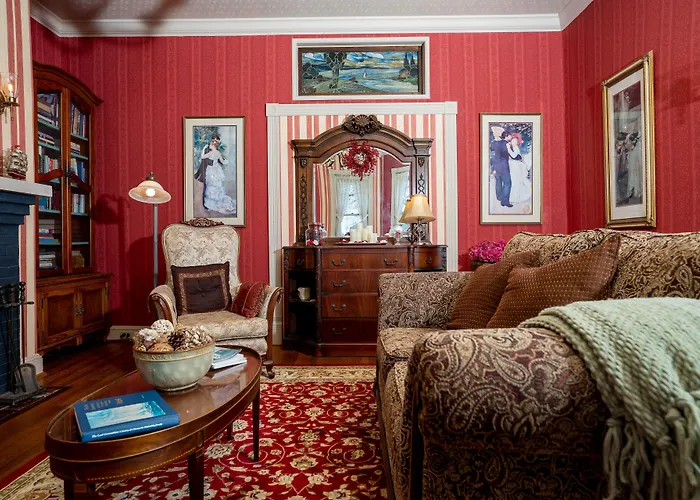 Solomons Victorian Inn