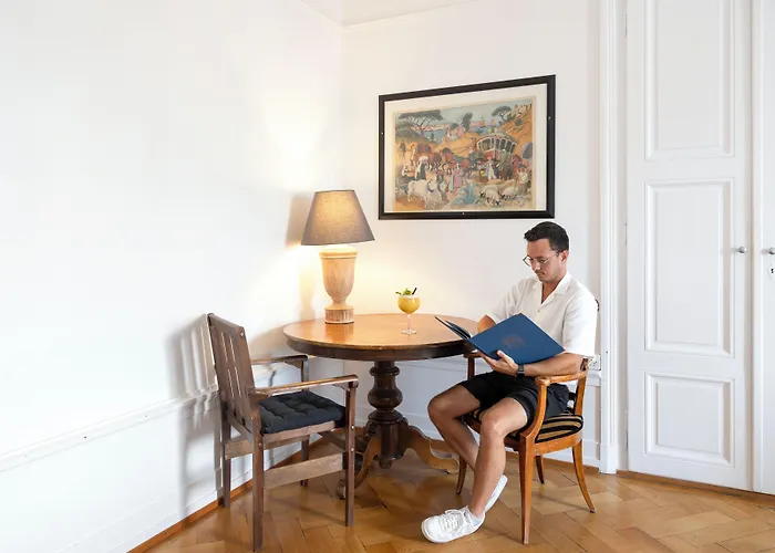 Vevey Hotel & Guesthouse