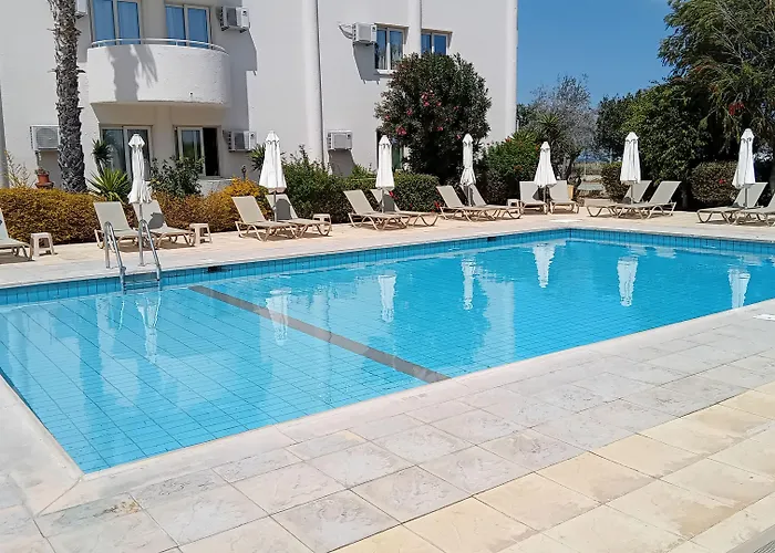 Mandalena Hotel Apartments Protaras