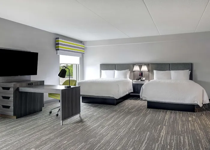 Hampton Inn & Suites Burlington, Ontario, Canada