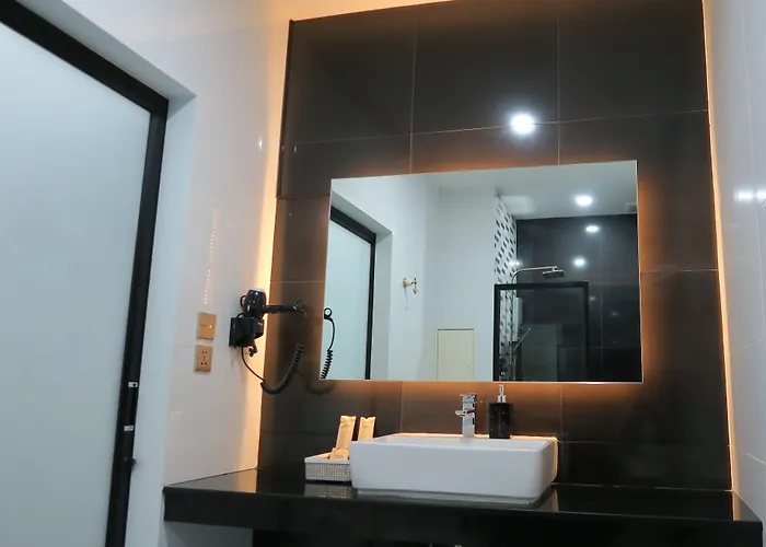 The Mira Hotel เชียงราย