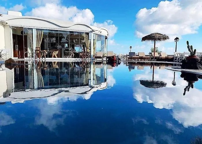 Villa Manos Hotel Karterados 