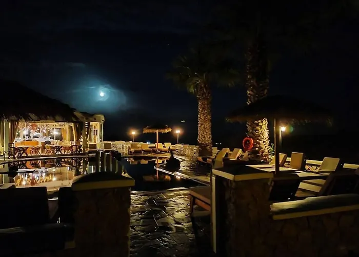 Villa Manos Hotel Karterados 