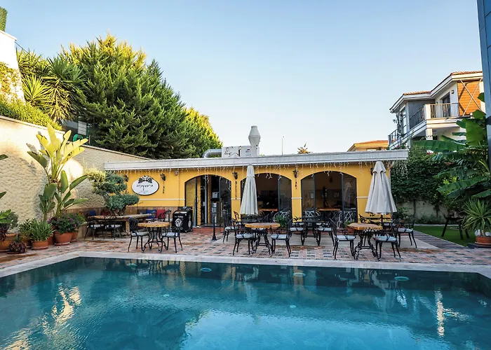 Motif Hotel Çeşme