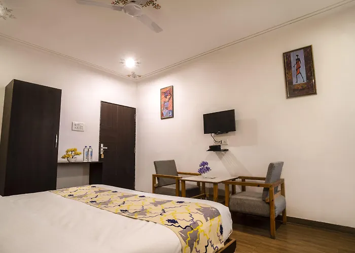 Tripli Hotels Arunoday Palace Udaipur