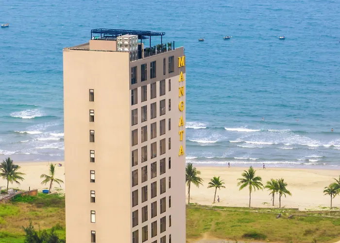 Mangata Beachfront Hotel - Rooftop Bar Sea View Đà Nẵng