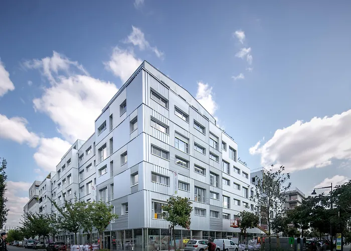 Appart-Hotel Mer&Golf City Ile de Nantes