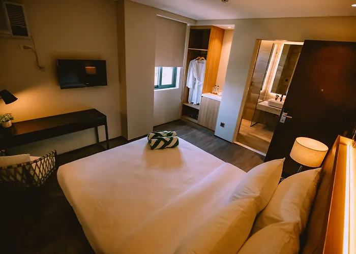 The Maximilian Hotel Cauayan City 