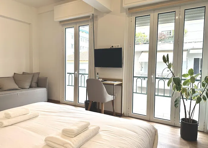 Voulis Best Global Home Atenas