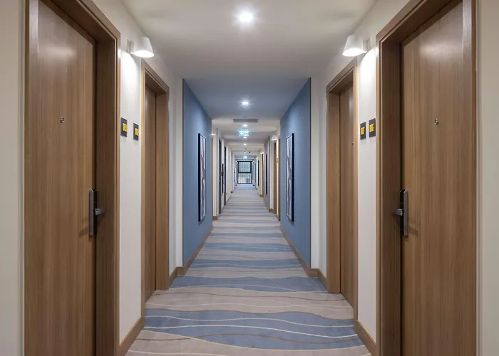 Hotel Hampton By Hilton Antalya Airport