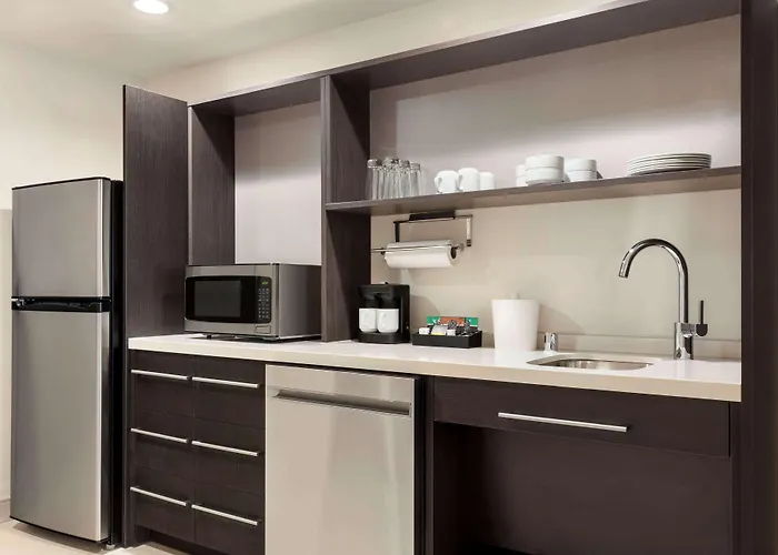 Home2 Suites By Hilton Milwaukee West West Allis