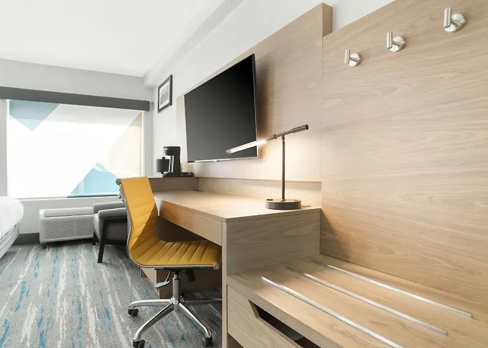 Best Western Plus Mobile Inn And Suites