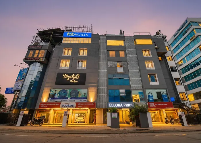 Fabhotel Gargi Inn - Nr Balewadi Stadium Pune