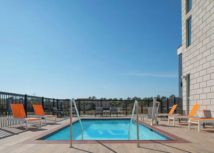Aloft By Marriott Katy Mills Hotel