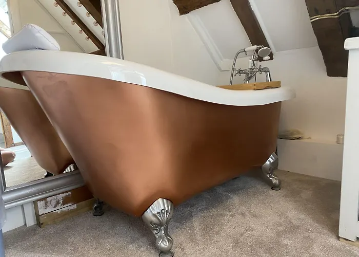Chestnut Tree Cottage, 7 High Street Ardingly