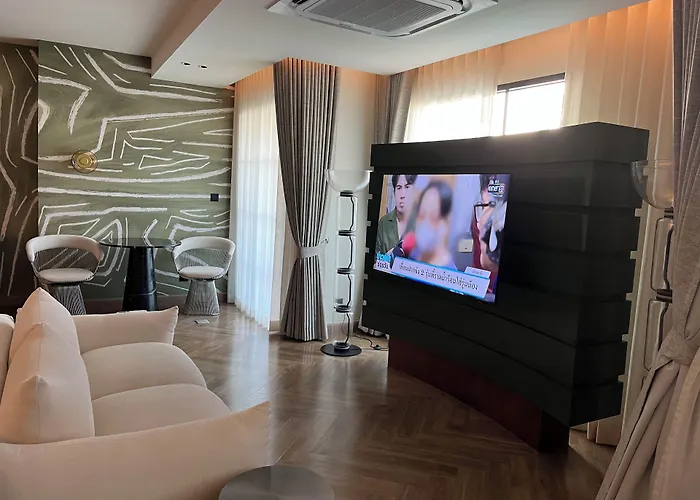 Hotel Sapin กรุงเทพมหานคร