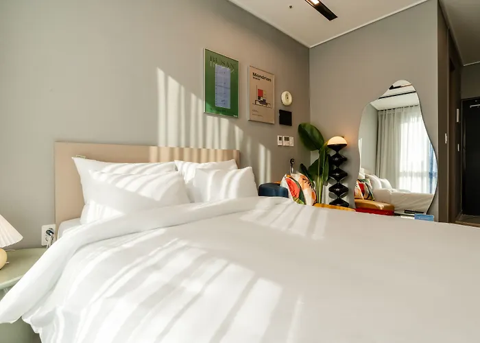 Radiant Nampo Hotel Busan