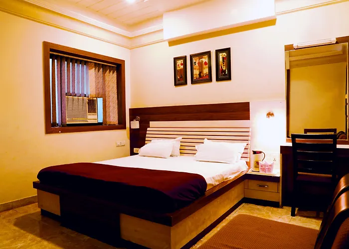 Hotel Prayag Prayagraj