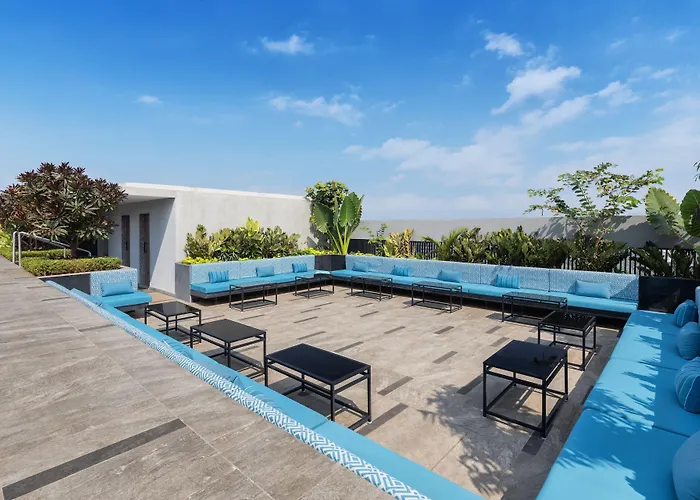Hotel Fairfield By Marriott Mumbai International Airport