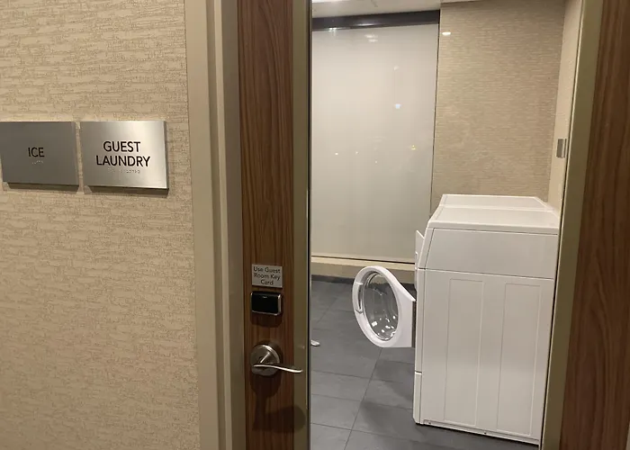 Courtyard By Marriott East Lansing Okemos Hotel