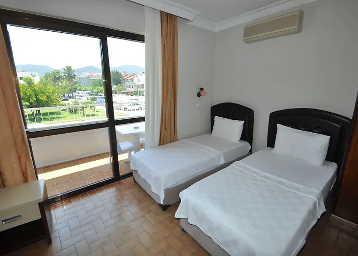 Defne & Zevkim Hotel Marmaris