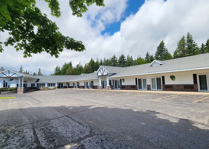 Econo Lodge Lakeshore Manistique