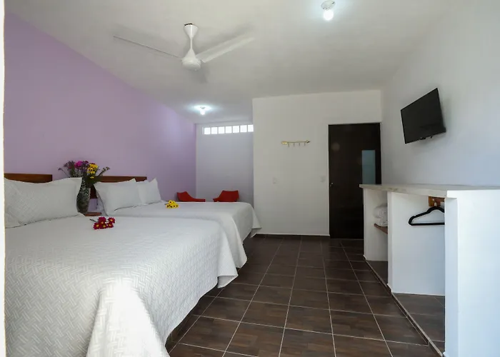 Hotel Del Mar Barra de Navidad