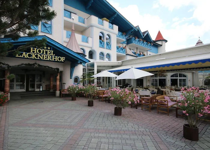 Schlosshotel Lacknerhof Flachau