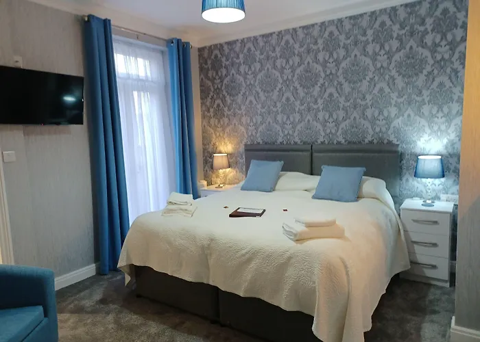 Palm Court Bed & Breakfast Weymouth