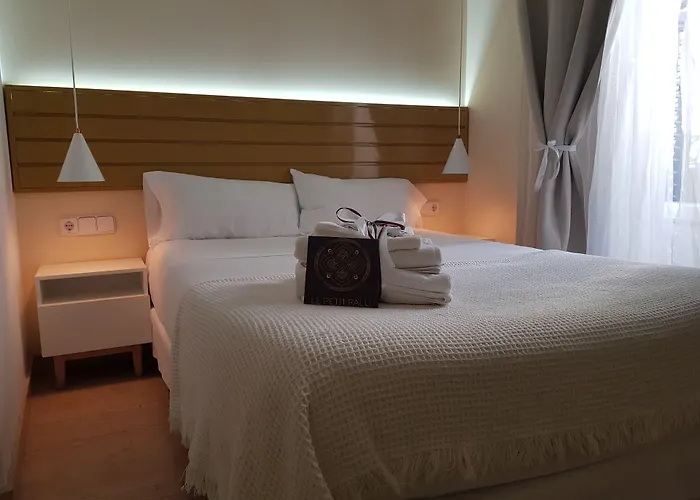 Le Petit Palue-Fuencarral Hotel Madrid