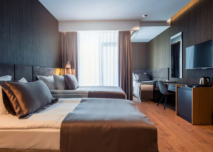 Seraphine Plaza Peje