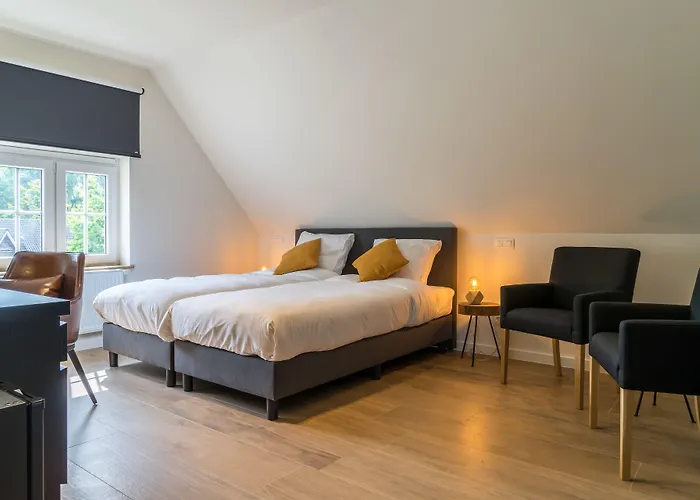Hotel Huron Mol